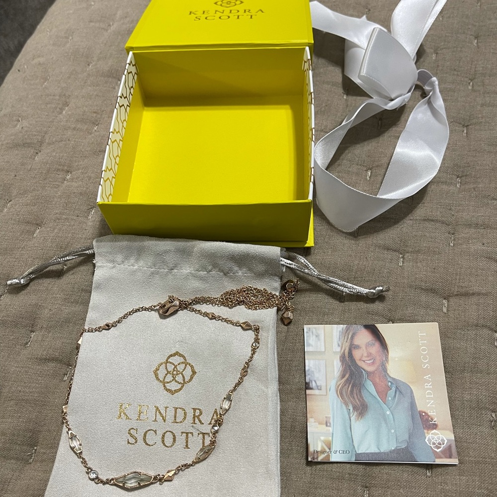 Kendra Scott Debra necklace